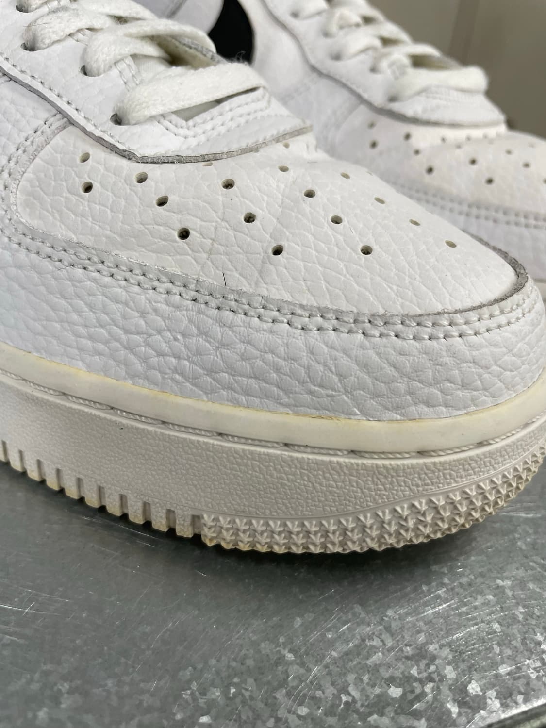 나이키 에어포스 1 화이트 블랙 260 상품이미지9