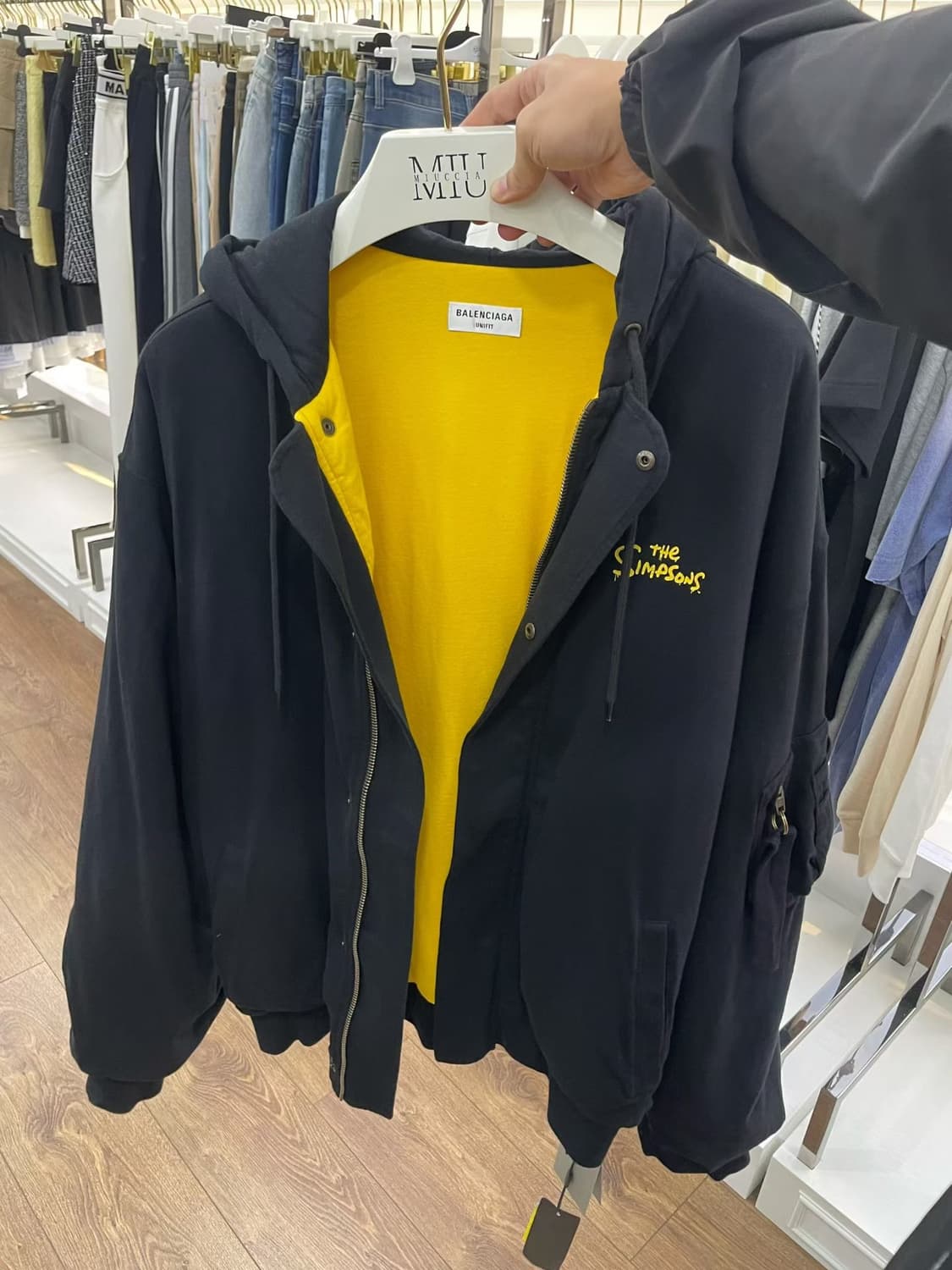 발렌시아가 심슨 후드 봄버 자켓  상품이미지1