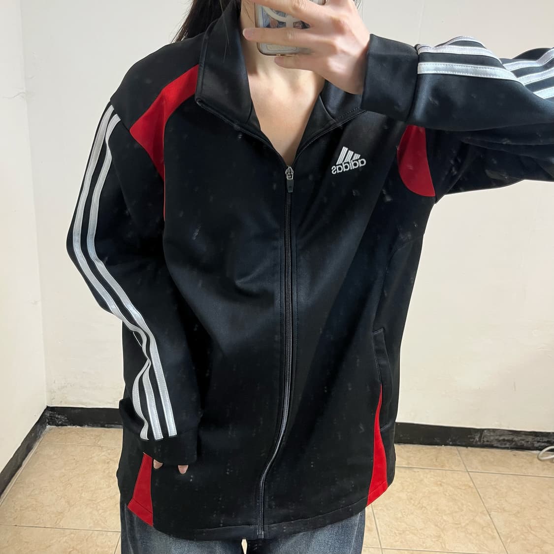 Adidas black red jersey 상품이미지3