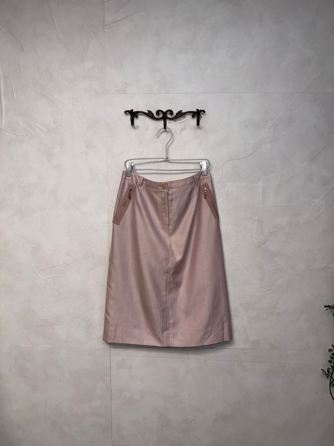 Mute pink zipper detail midi skirt 상품이미지1