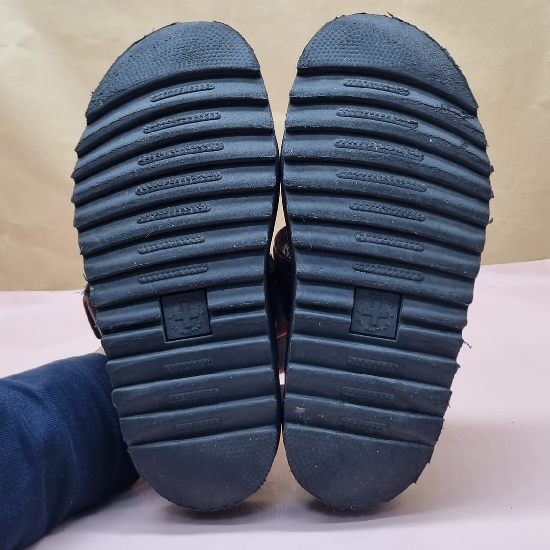 닥터마틴 마일즈 슬라이드샌들220 상품이미지3