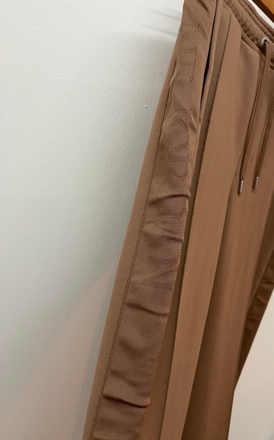 [새상품급] 정품 조던 에어 트랙 팬츠 L 상품이미지2