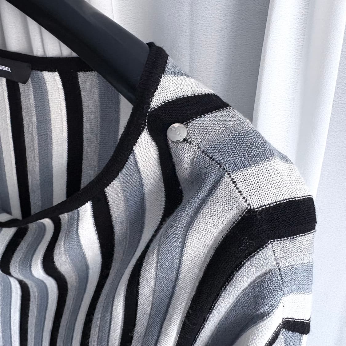 Diesel Stripe Ribbed Long Sleeve Top 상품이미지3