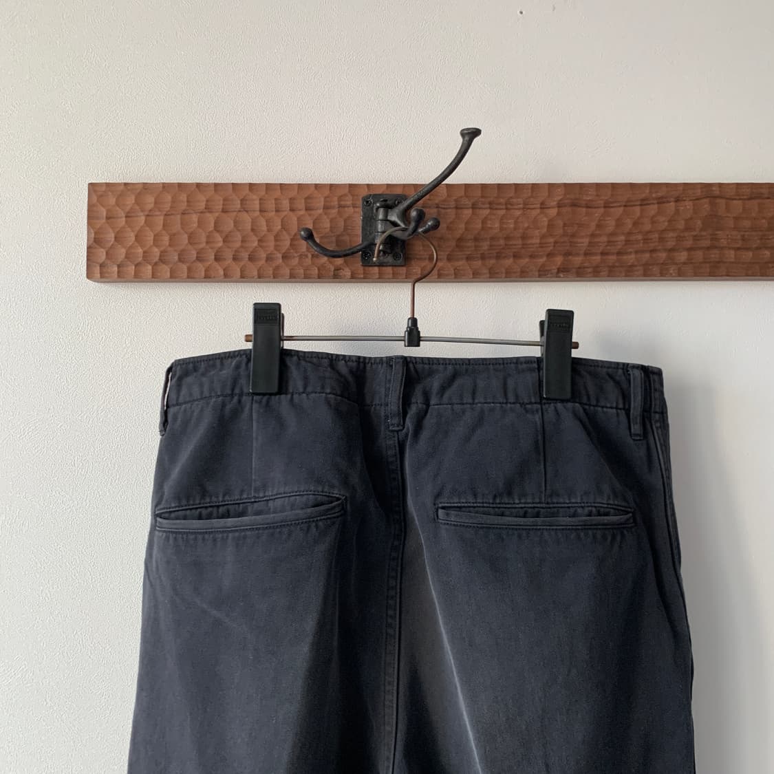 24fw FIELD CHINO PANTS DMGD 상품이미지5