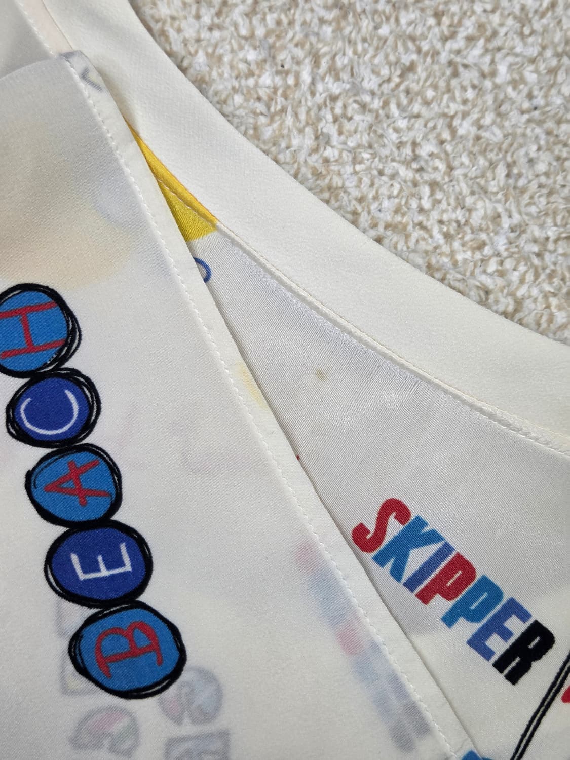 [산드로] 비치 프린트 실크 슬리브리스 블라우스 | S00042 상품이미지8