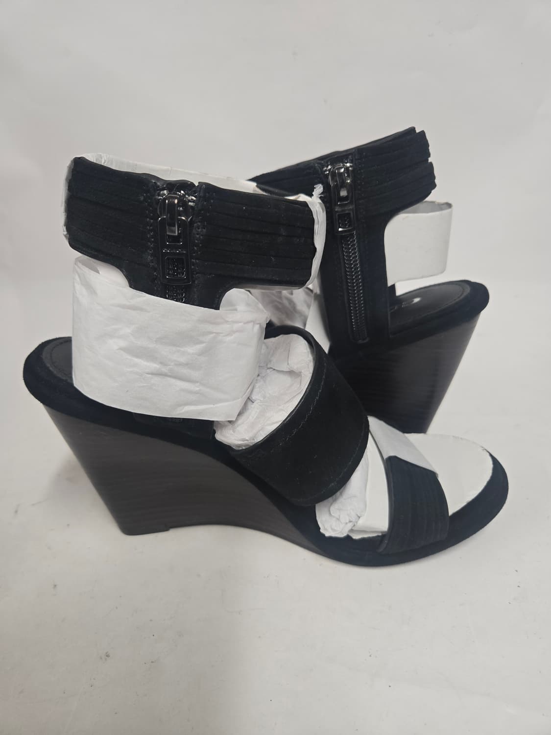 새제품)코치 블랙 스웨이드 테슬장식 웨지힐 샌들 240 상품이미지4