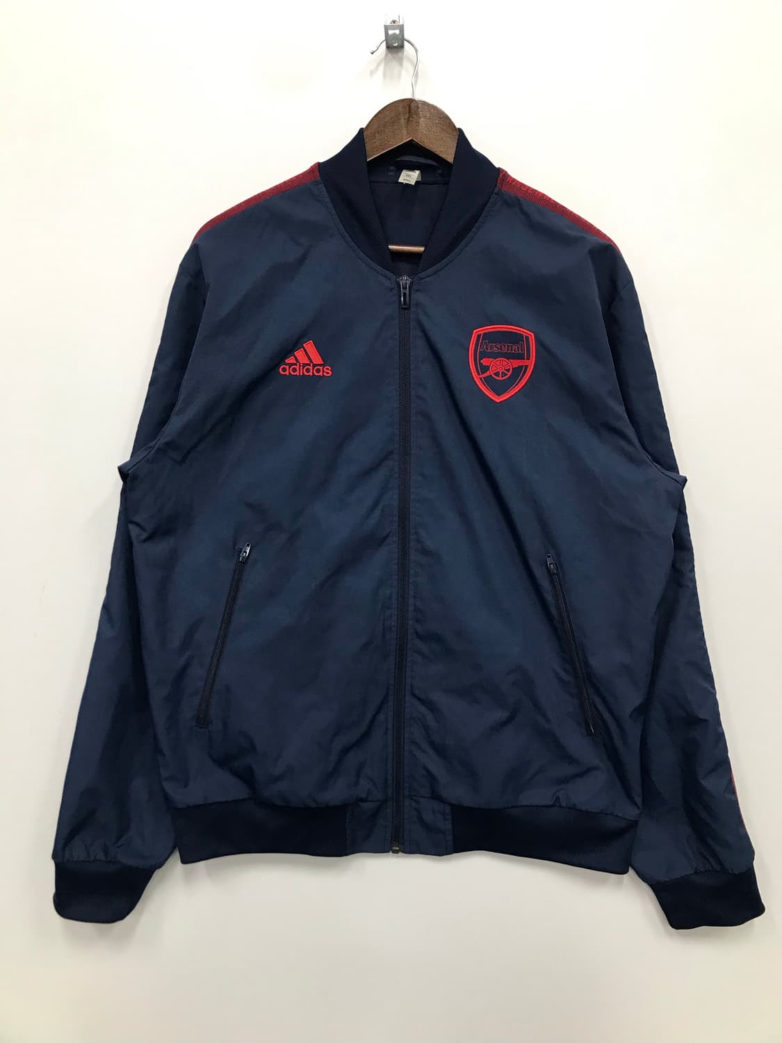 아디다스 아스날 바람막이 상품이미지1