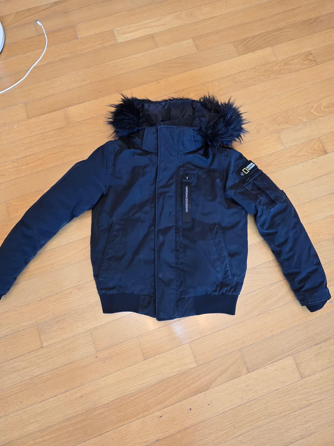 네셔널지오그래픽 블랙 유틸리티 숏패딩M 판매 상품이미지1