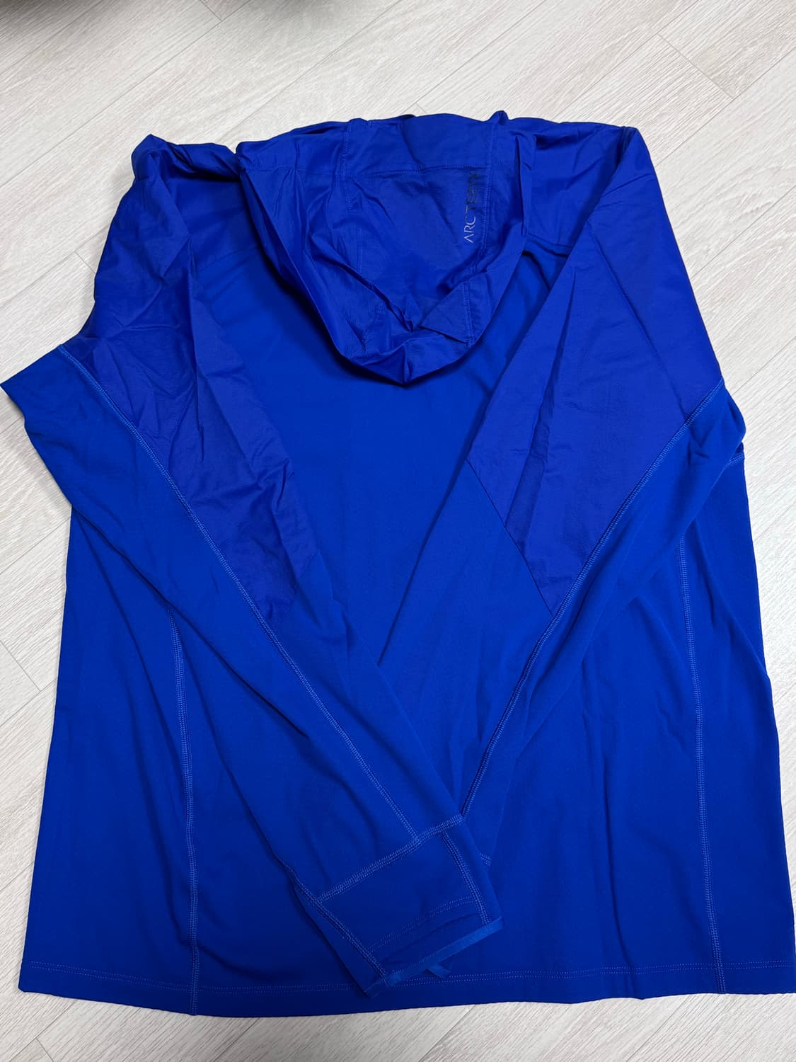 아크테릭스 컨실 하이브리드 후디 바이탈리티 XL 새상품 상품이미지2