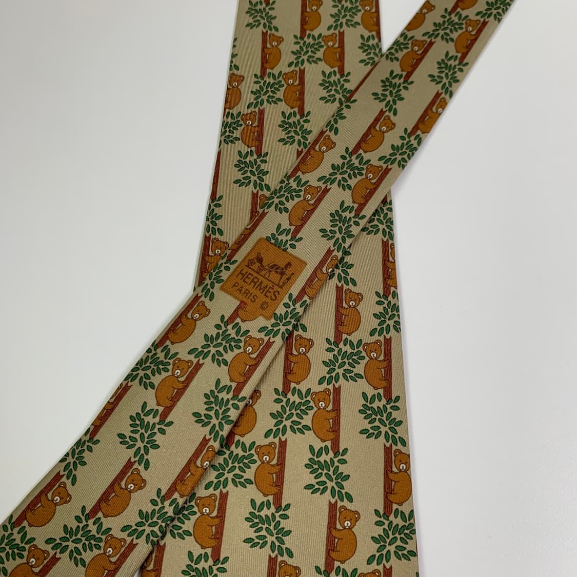 에르메스(HERMES) 명품넥타이 100실크 최상급 8.8cm 상품이미지5