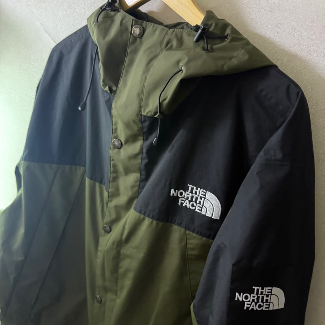 노스페이스 남성 로고 바람막이 점퍼 2XL (남성 110정도) 상품이미지3