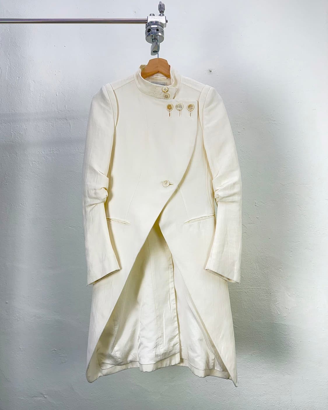 앤 드뮐미스터 베일리 펜싱 돌 비대칭 코트 자켓 상품이미지1