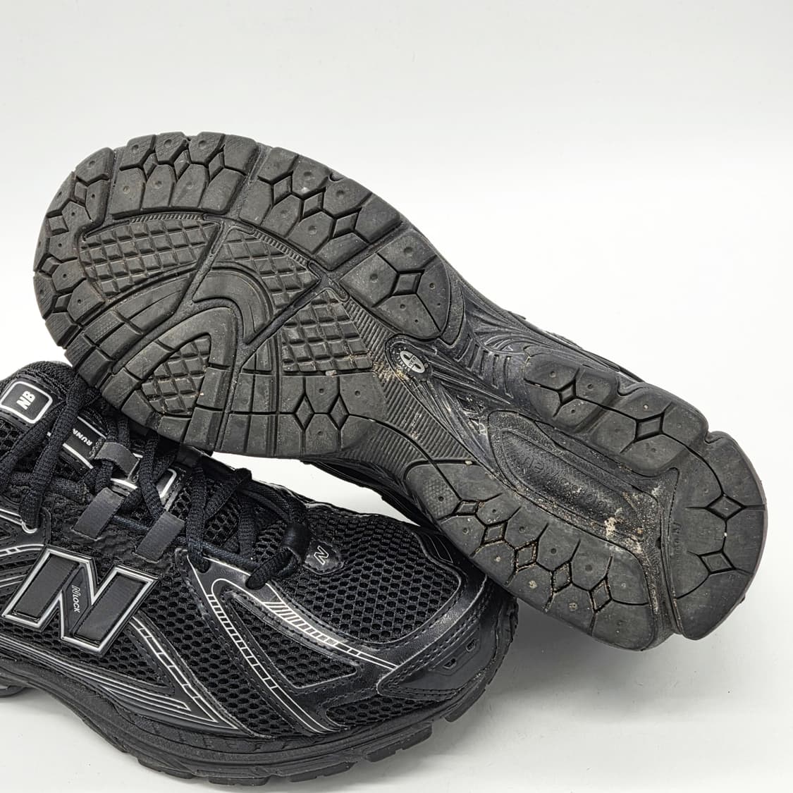  뉴발란스 1906R 블랙 실버 메탈릭 (265 D)  상품이미지3