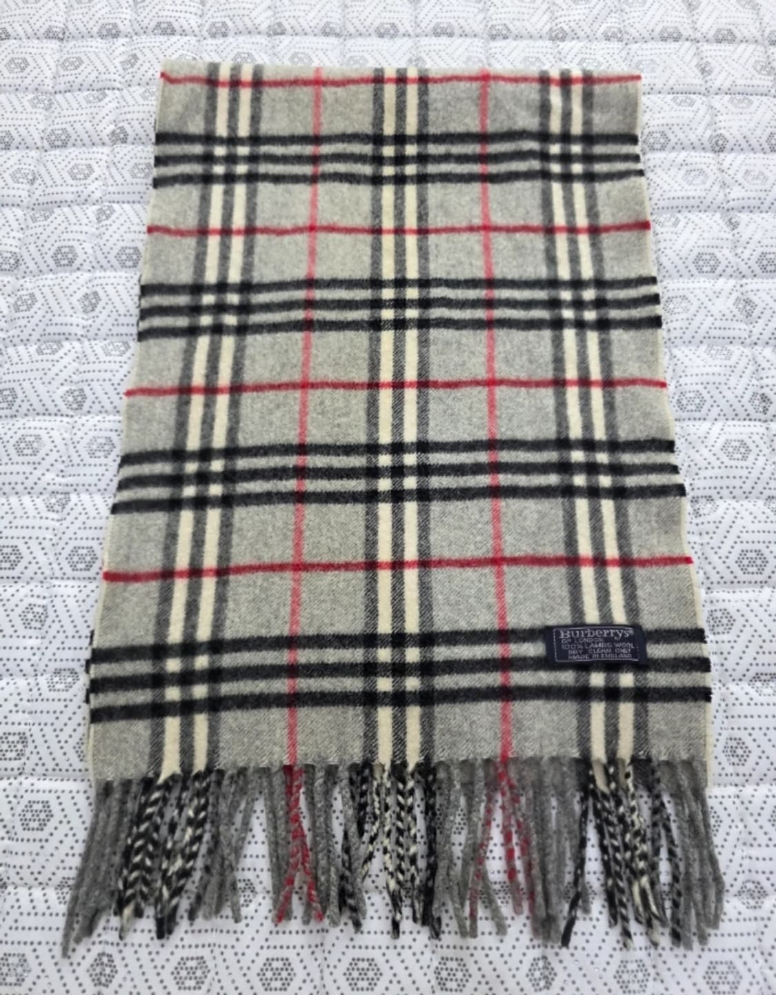 버버리 그레이 체크 램스울 머플러 상품이미지1