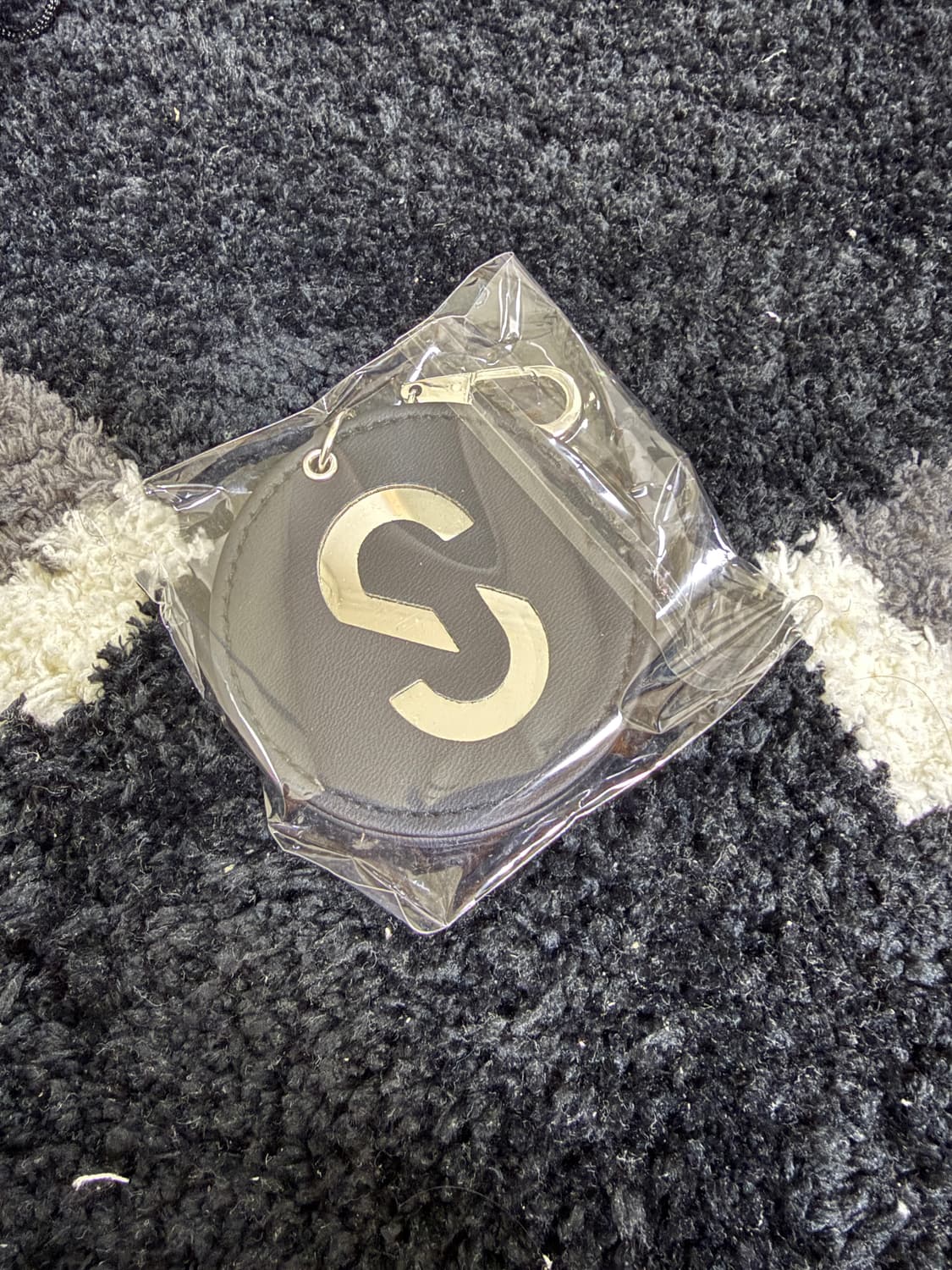 송지오 손거울 키링 상품이미지1