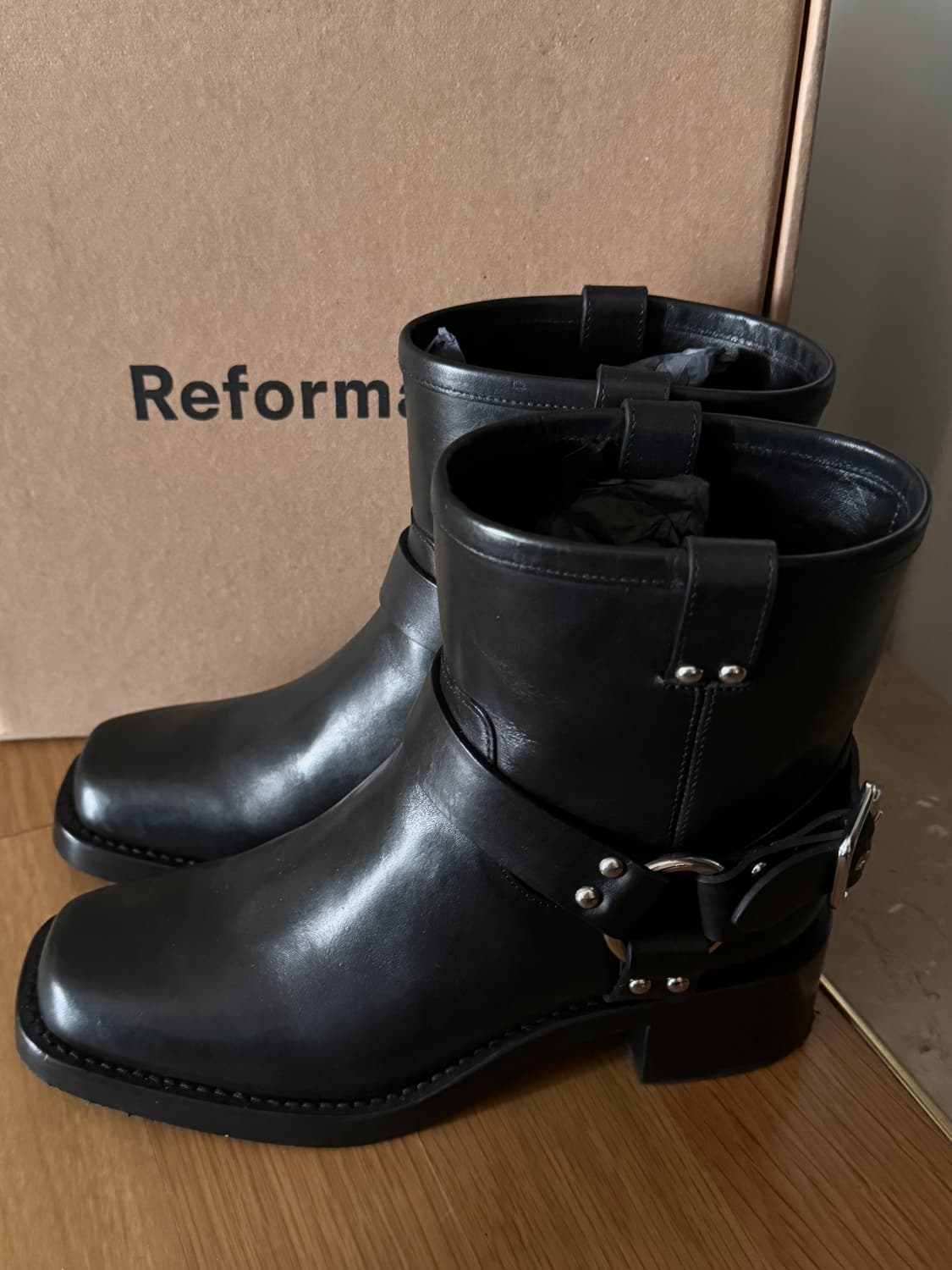 Reformation 부츠 상품이미지1