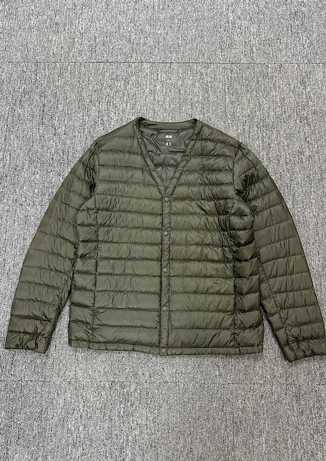 유니클로 경량패딩  상품이미지1