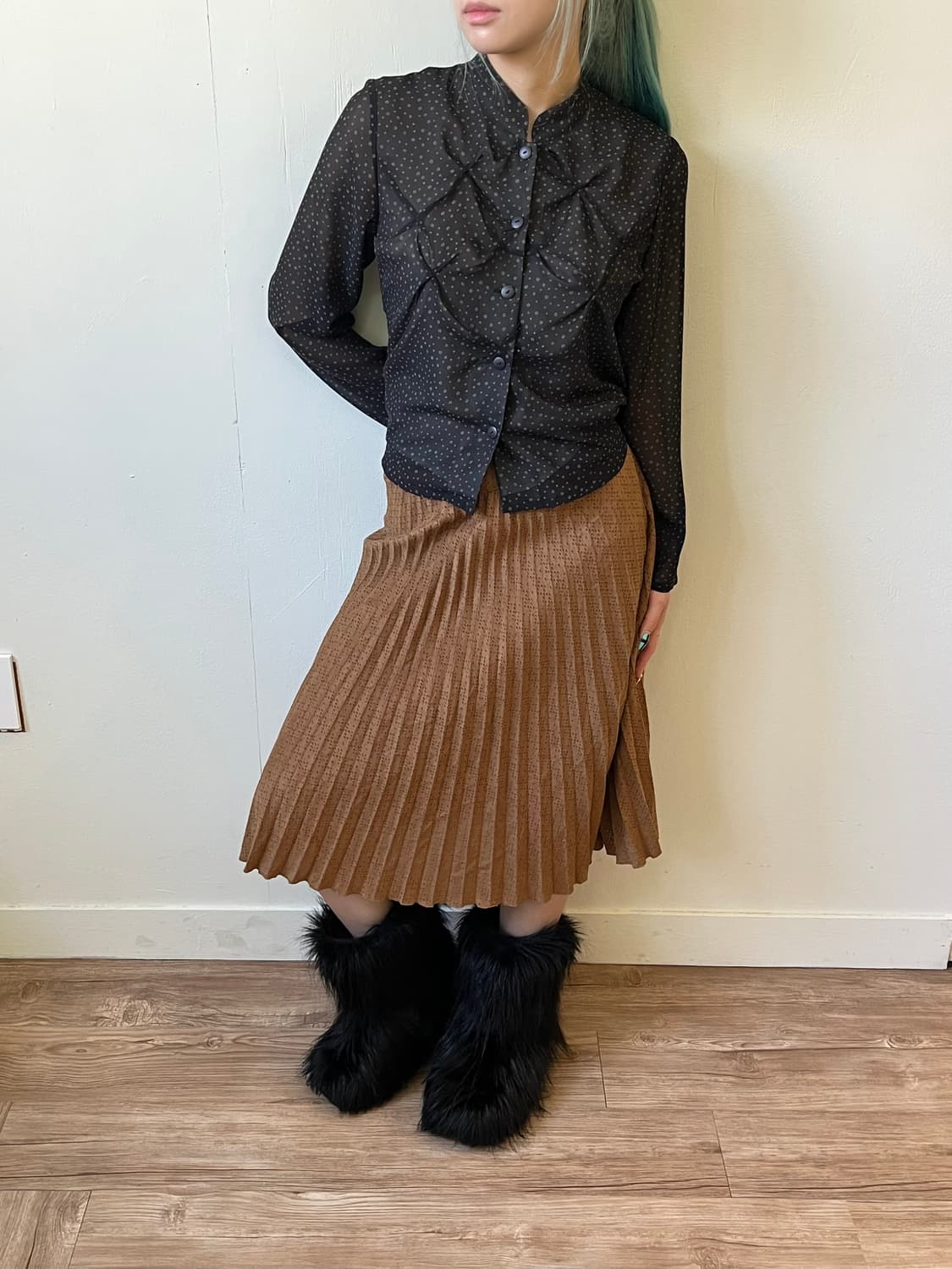 LA FEMME GUERRIERE 셔링 도트 블라우스 상품이미지6