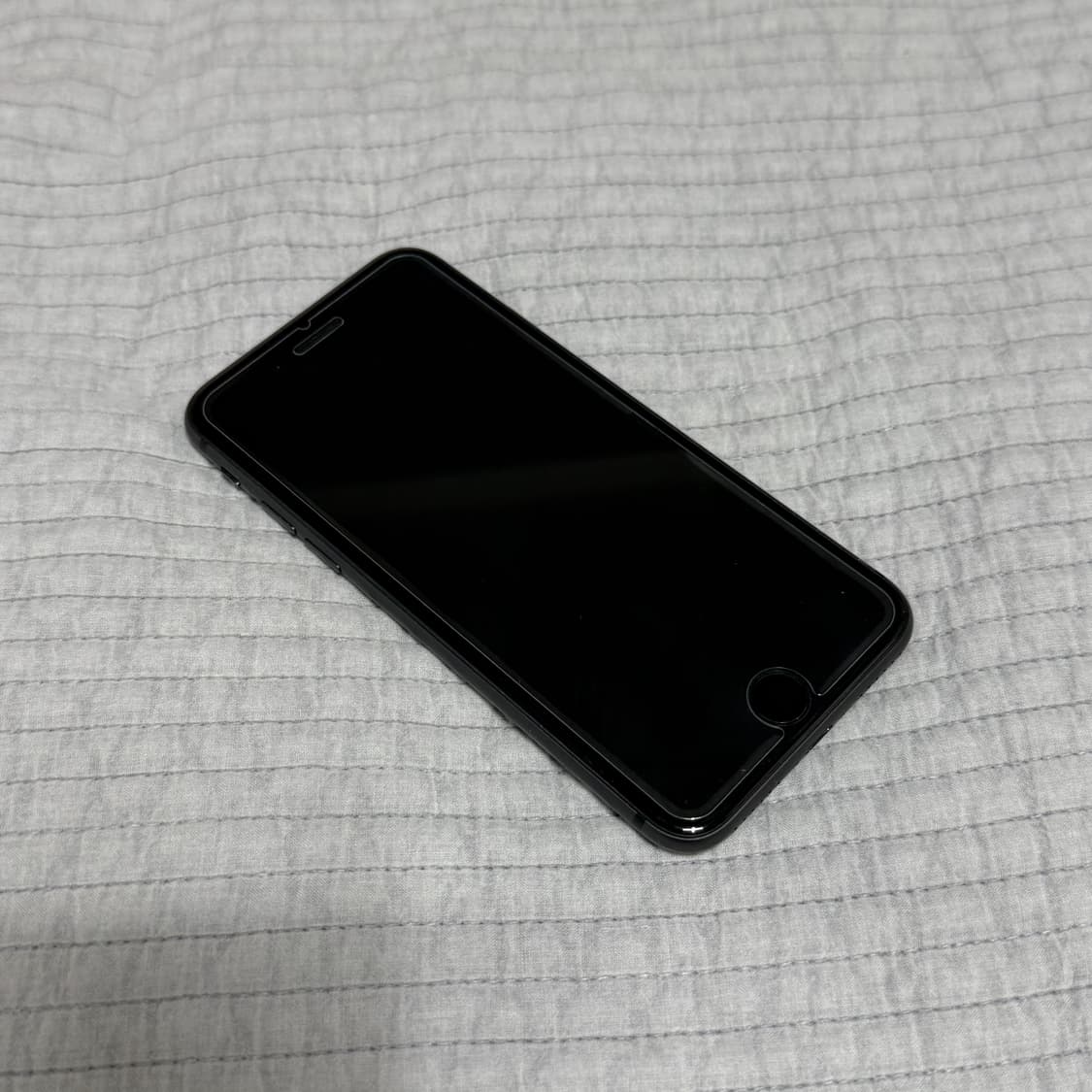 아이폰8 블랙 64gb (실버랑 교환 가능) 상품이미지2