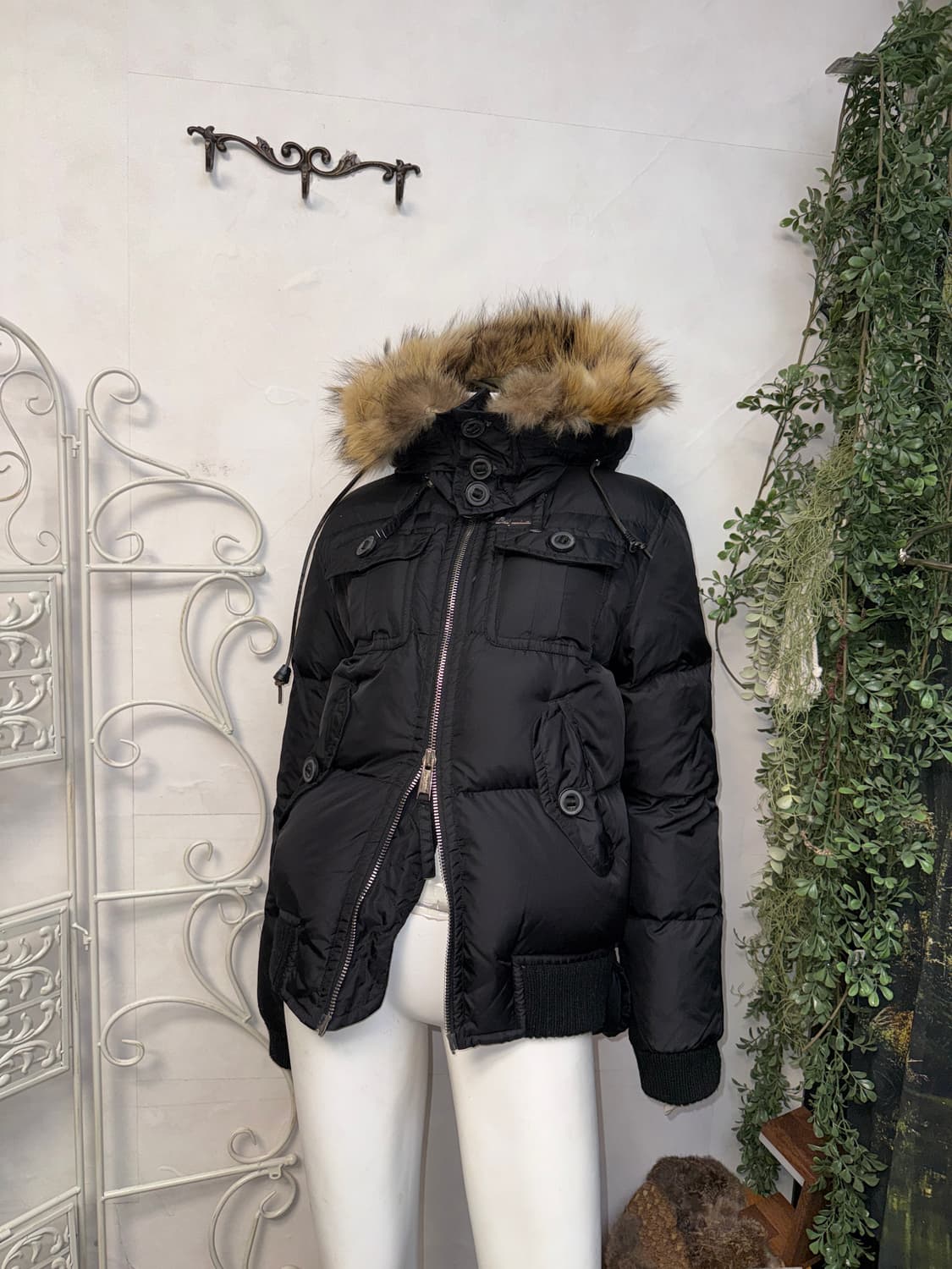 Dsquared 2 Coal Miner Raccoon Fur 패딩  상품이미지8