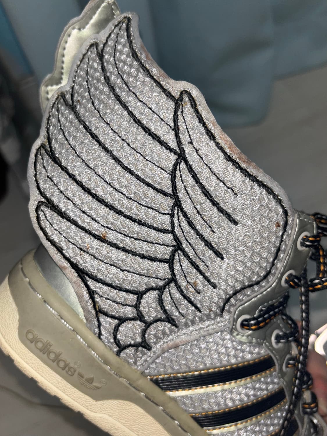 아디다스 Adidas 제레미스캇 JEREMY SCOTT 윙 2.0  WI 상품이미지5