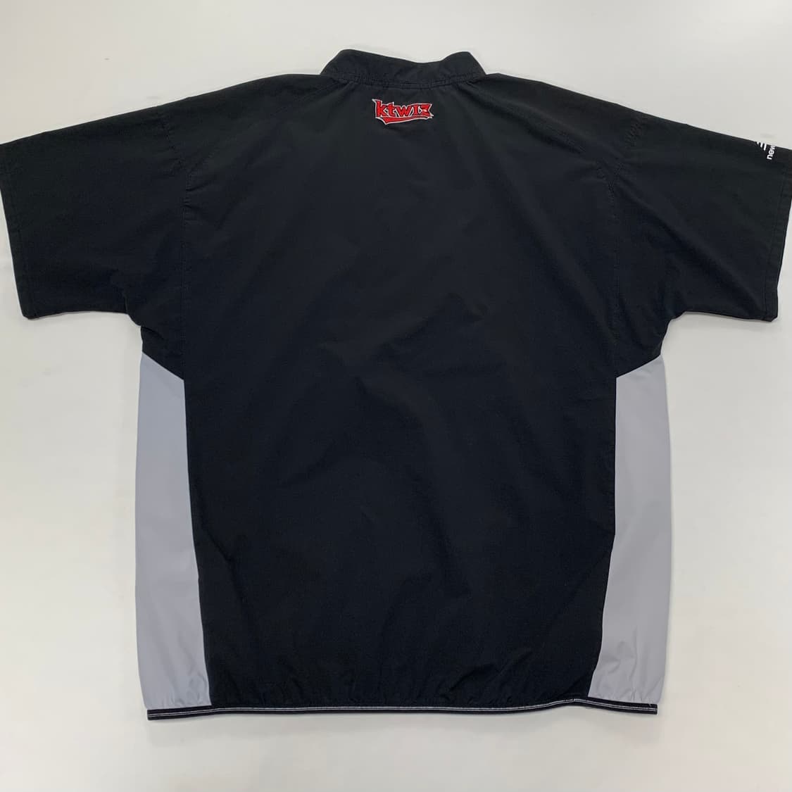 뉴발란스 KT위즈 선수지급용 반팔 하프집업 바람막이 (110) 상품이미지6