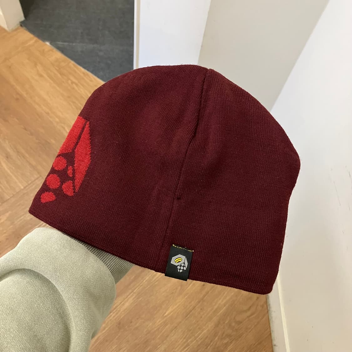 N164 마운틴하드웨어 비니 상품이미지3