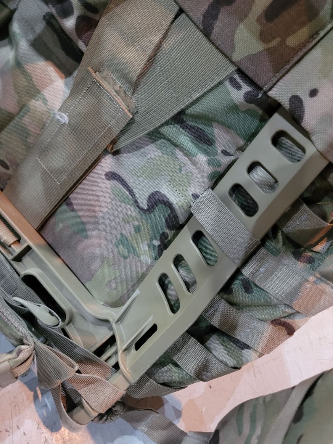 미 멀티캠 미듐 럭쌕 상품이미지2