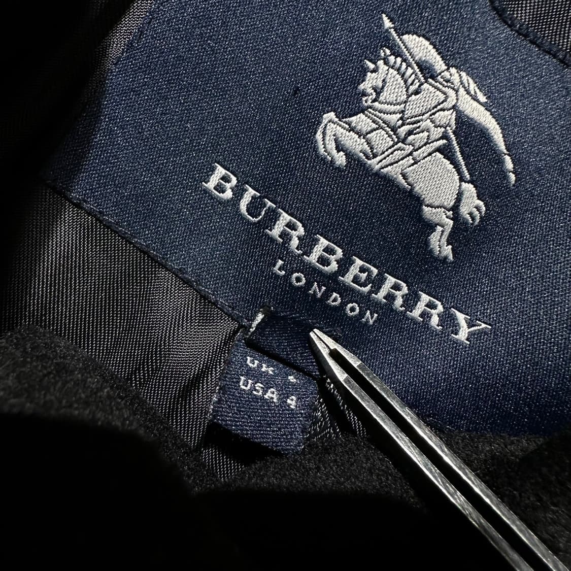 (매장판) 버버리 울 캐시미어 견장 코트 상품이미지5