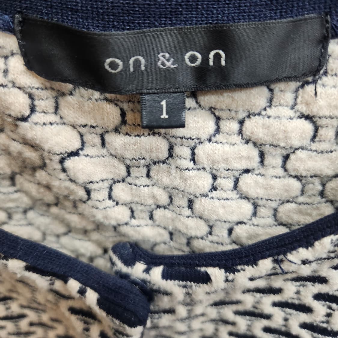 on&on 온앤온 자카드 패턴 가디건 숏자켓 1(S) 상품이미지5