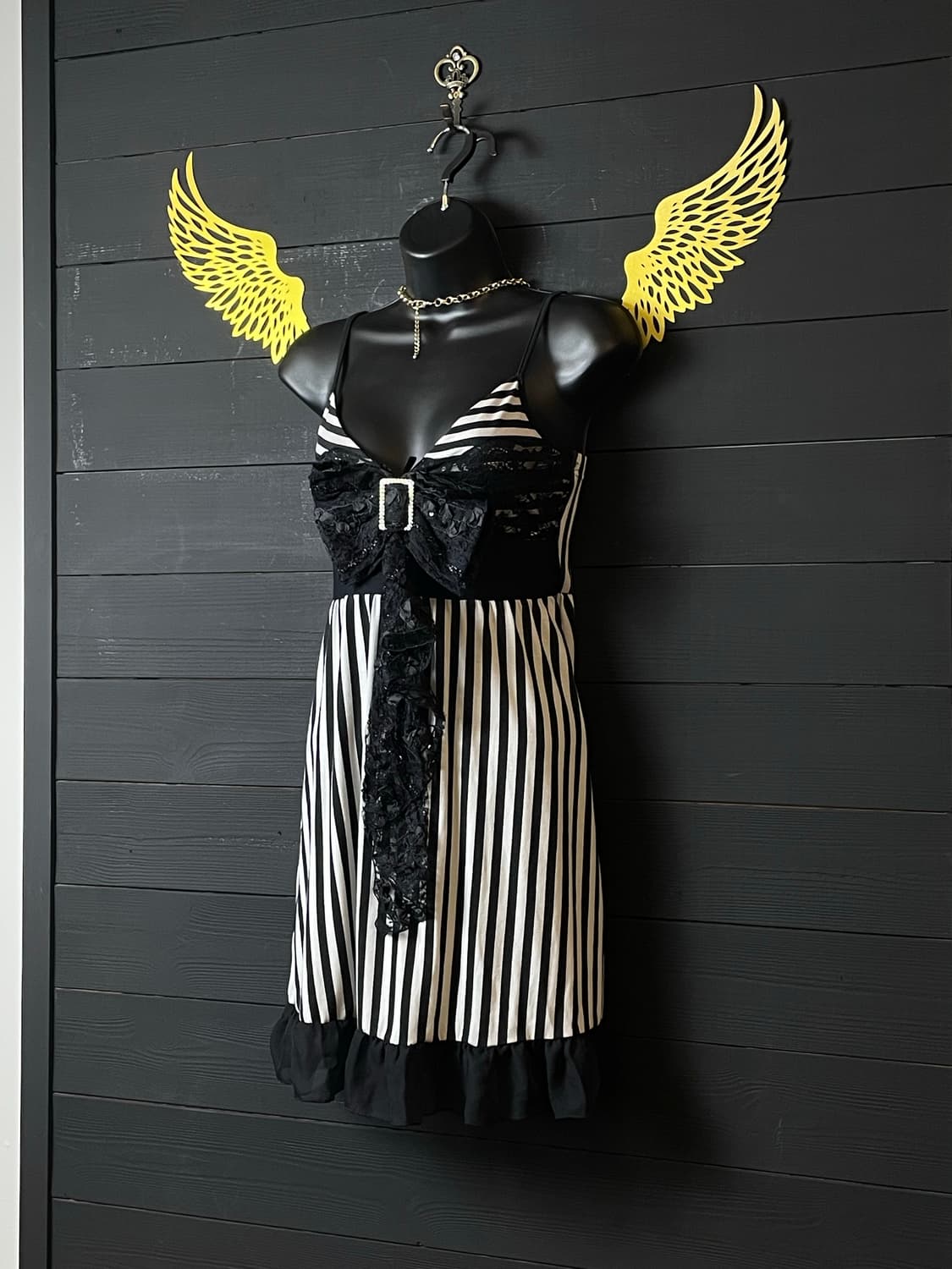 BODY JEINE 바디 제인 갸루 스트라이프 줄무늬 큐빅 리본 원피스 상품이미지2