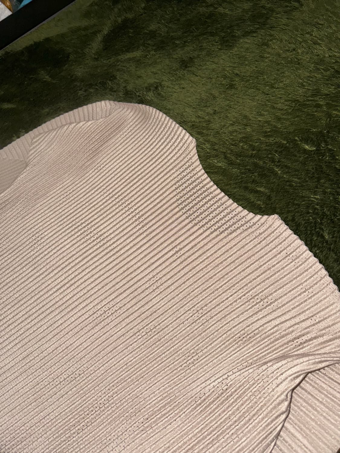 [4] 이세이 미야케 옴므 플리세 25ss 플리츠 롱슬리브 베이지 상품이미지9