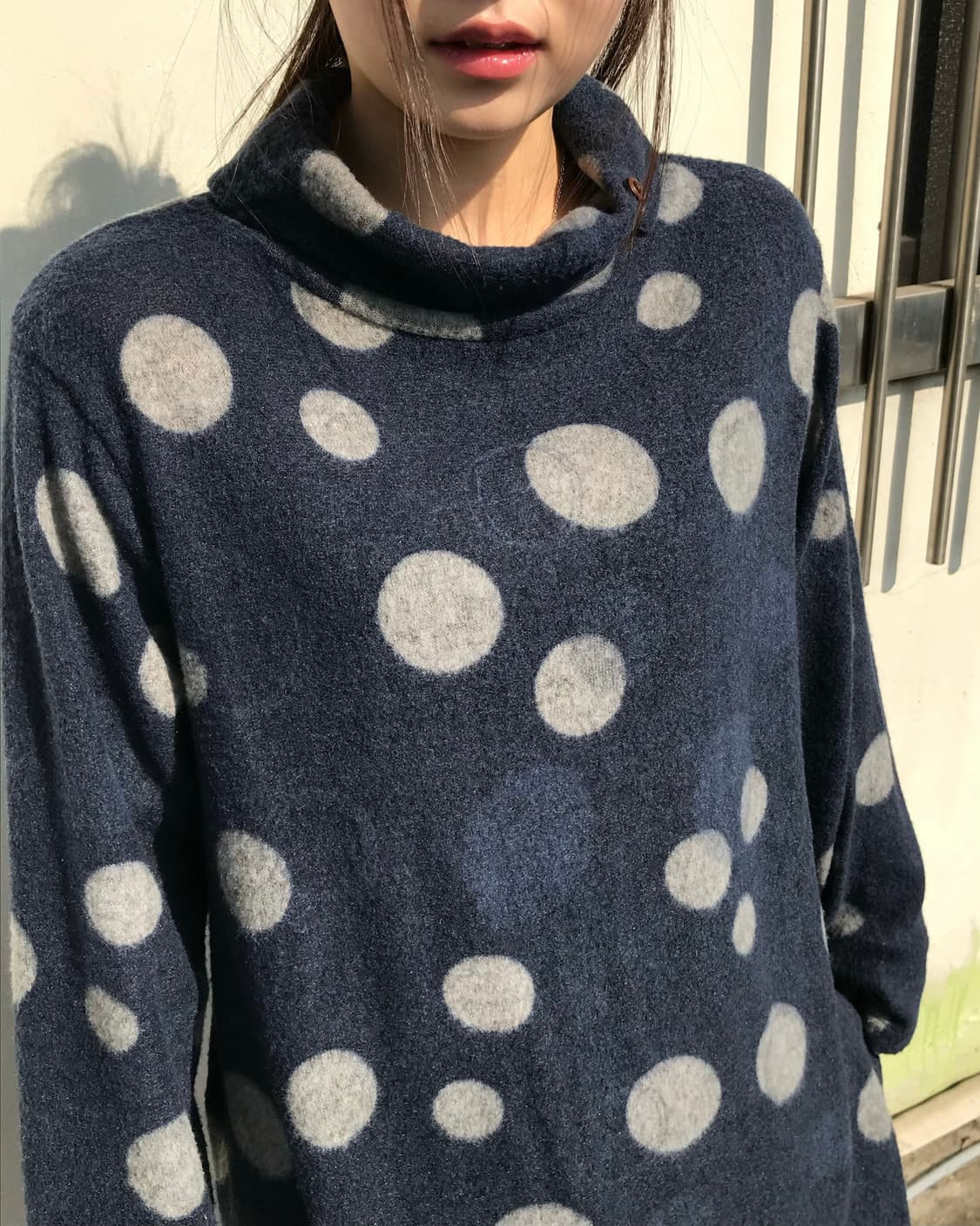도트 네이비 터틀넥 원피스  상품이미지5