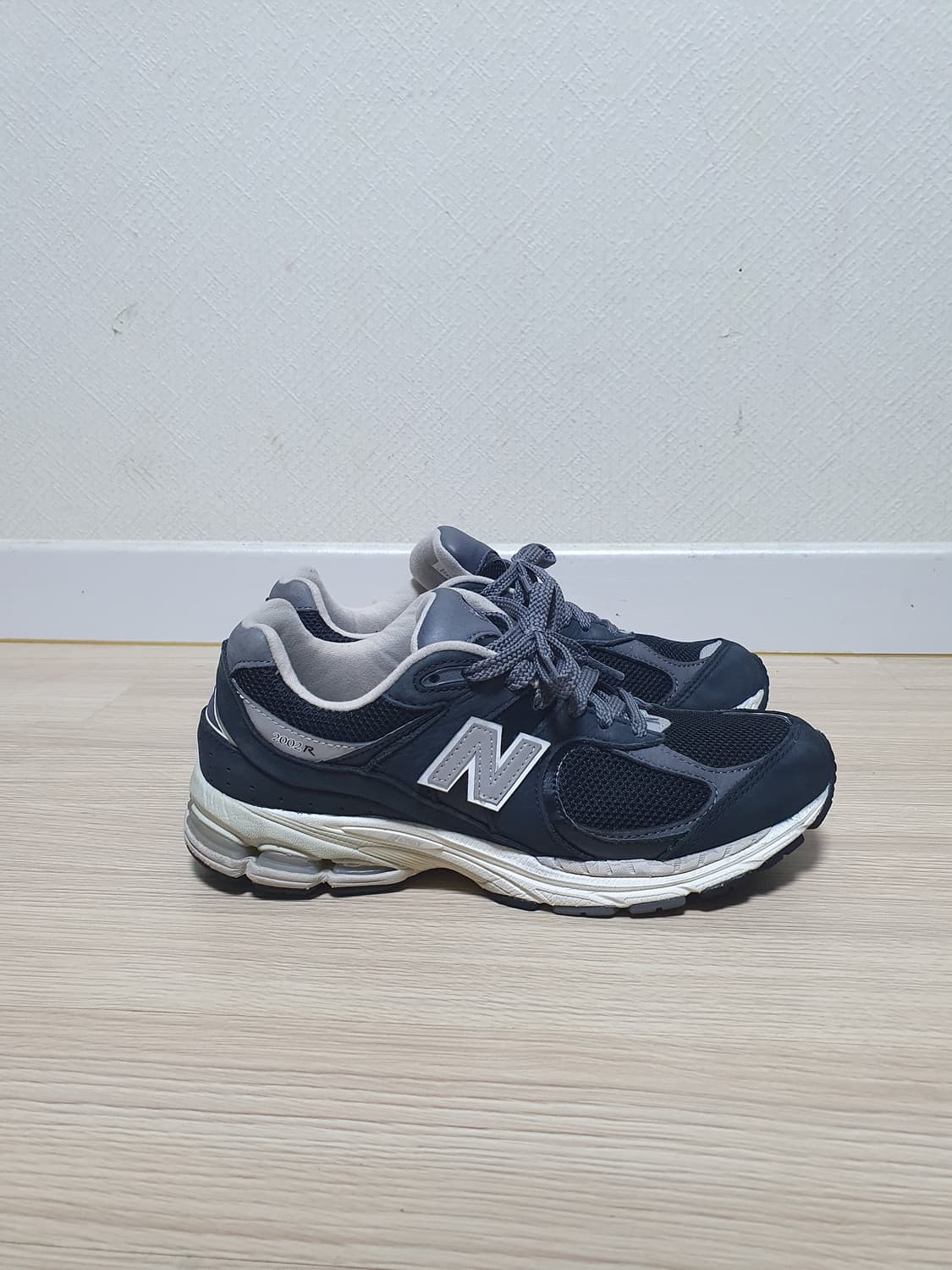 뉴발란스 2002R 운동화 265 상품이미지1