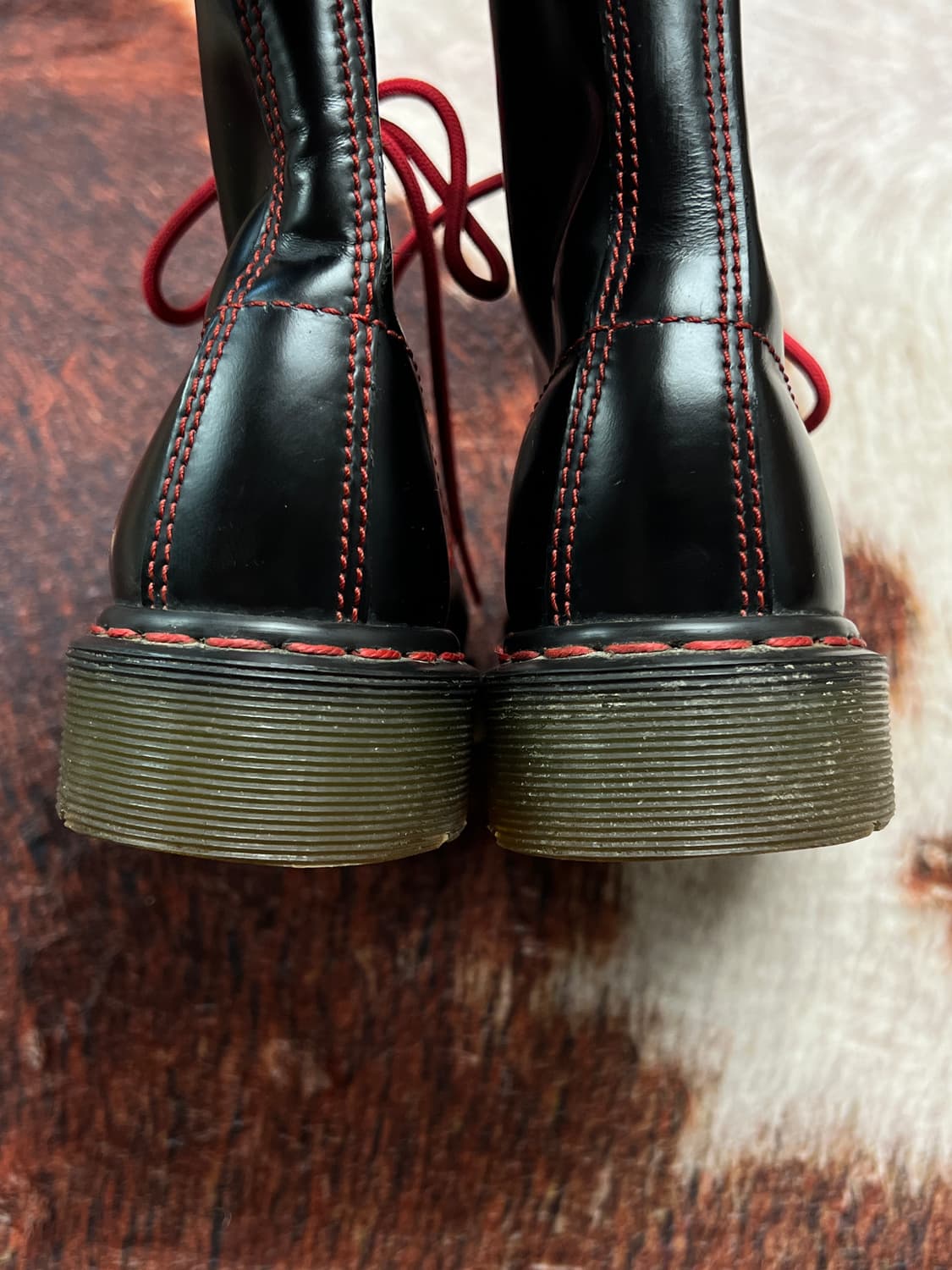 [235] 닥터마틴 1460 8홀 레드 스티치 워커  상품이미지4