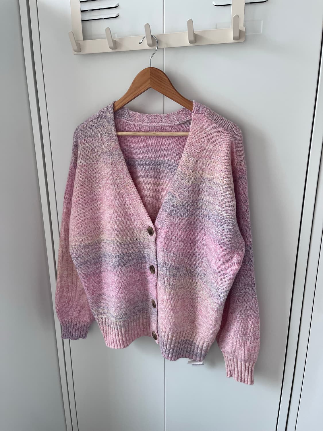 Kutir 무지개 그라데이션 브이넥 가디건 상품이미지7