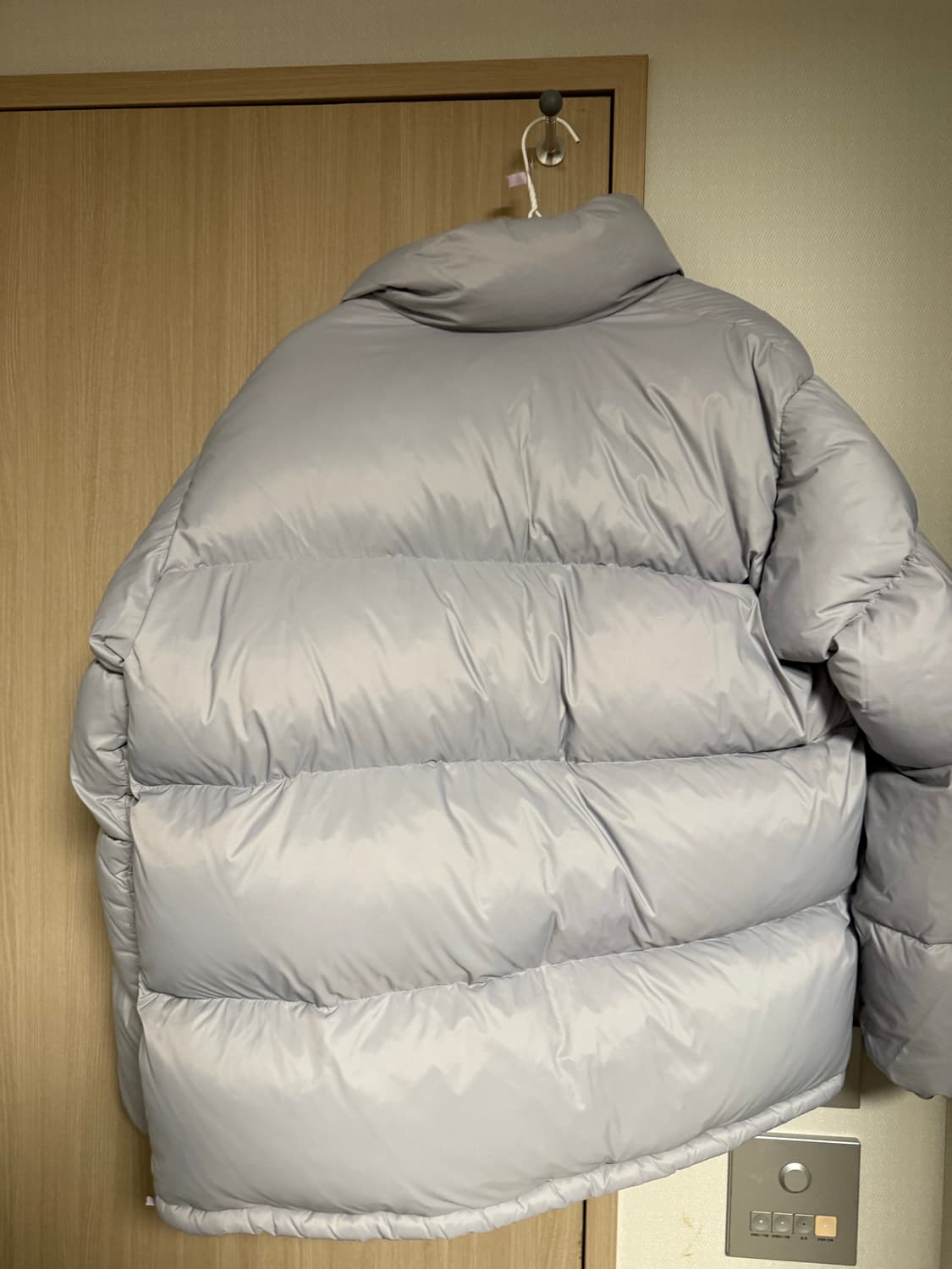 마크 곤잘레스 패딩 상품이미지3