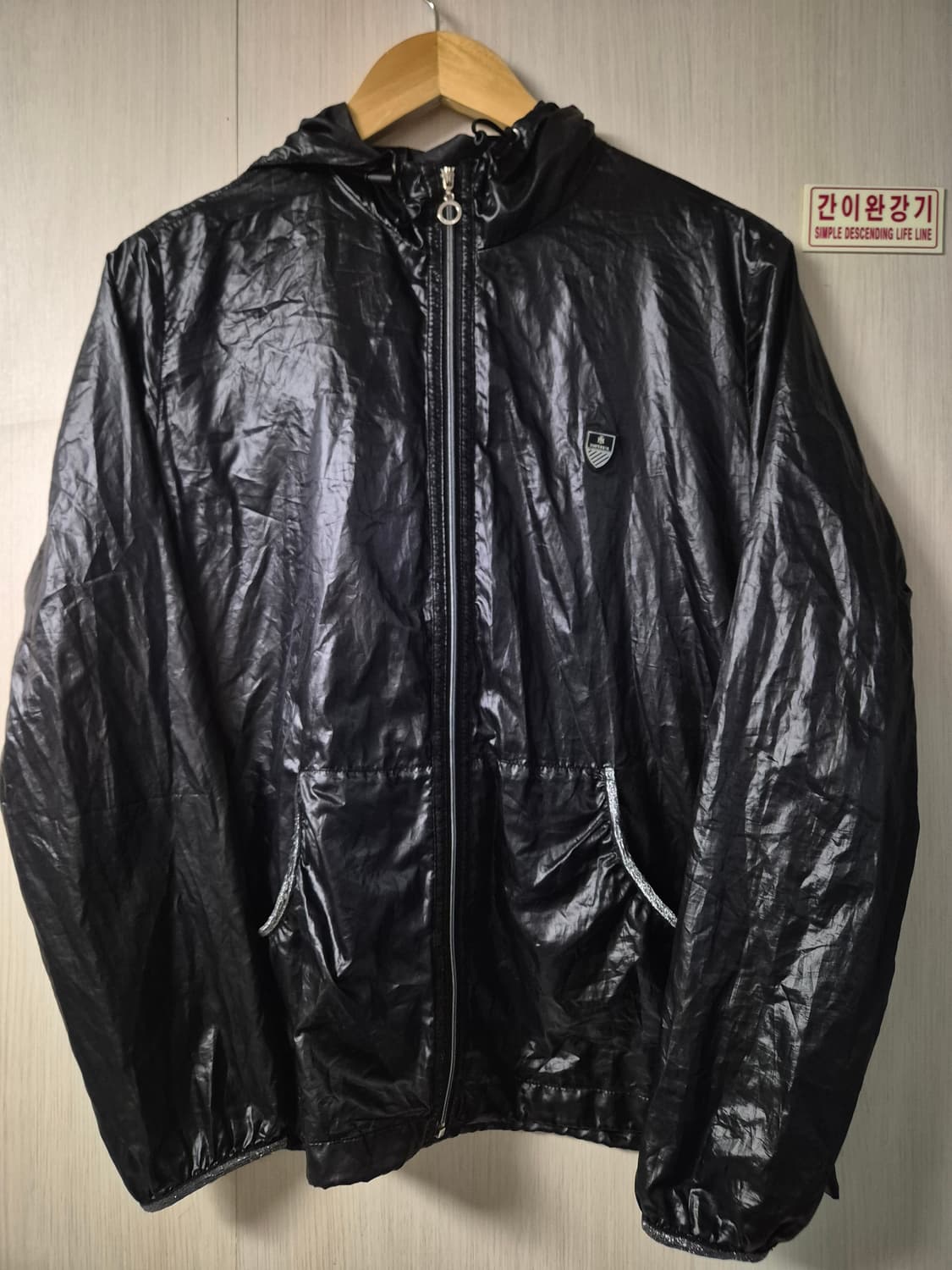 임페리얼 여성 초초경량  바람막이 100
 상품이미지1