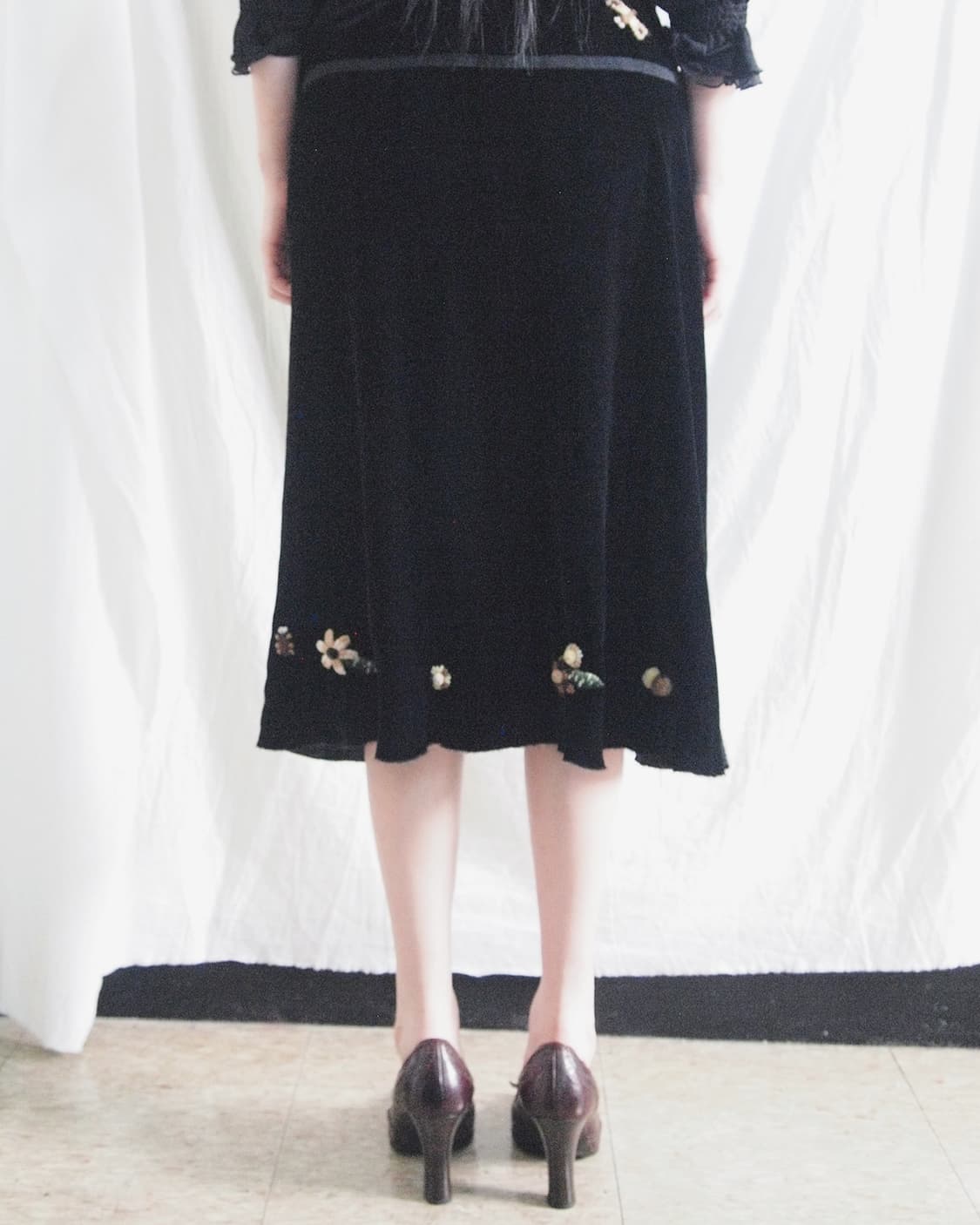 모스키노 벨벳 플라워 참 미디스커트 상품이미지2