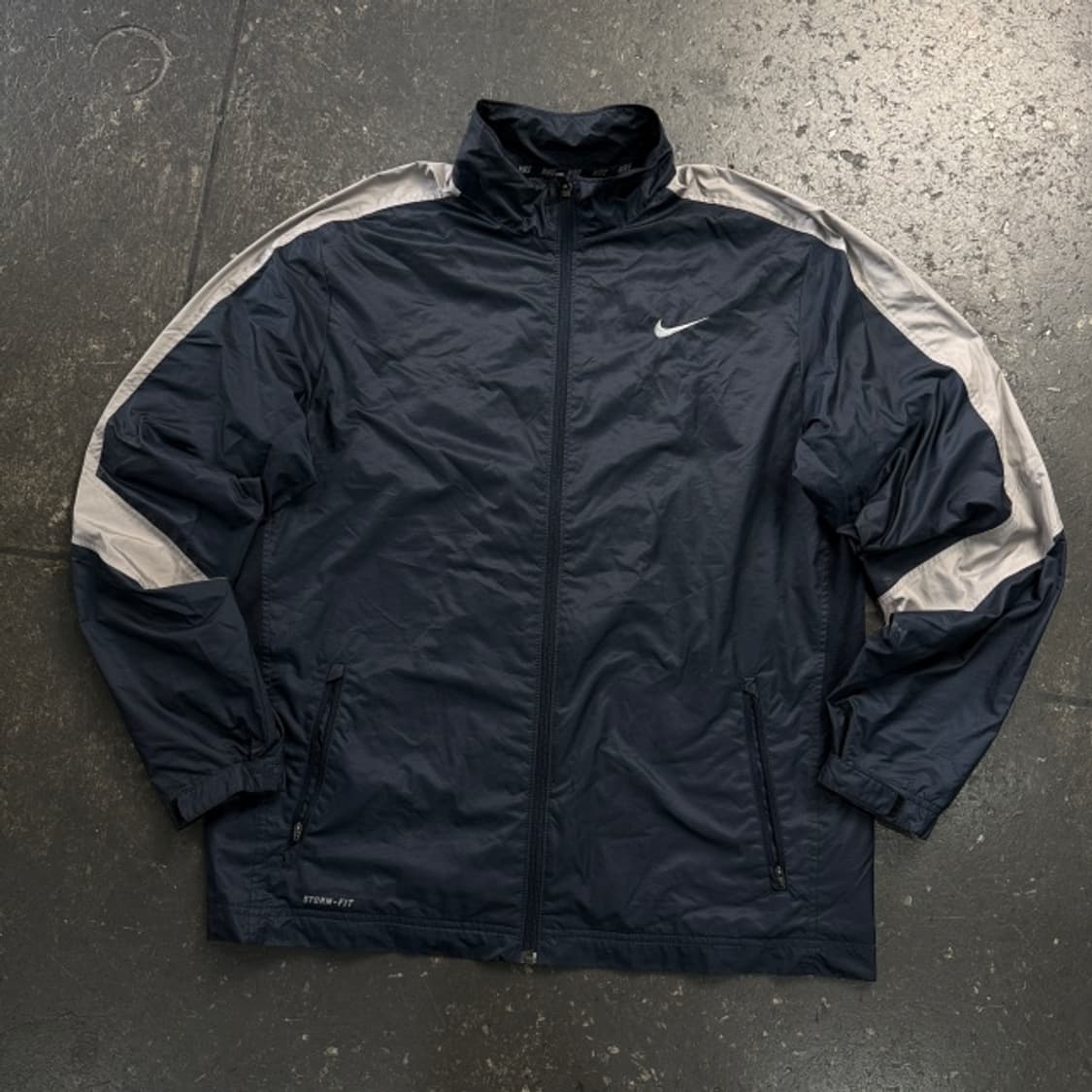 105 나이키 스톰핏 바람막이  상품이미지1