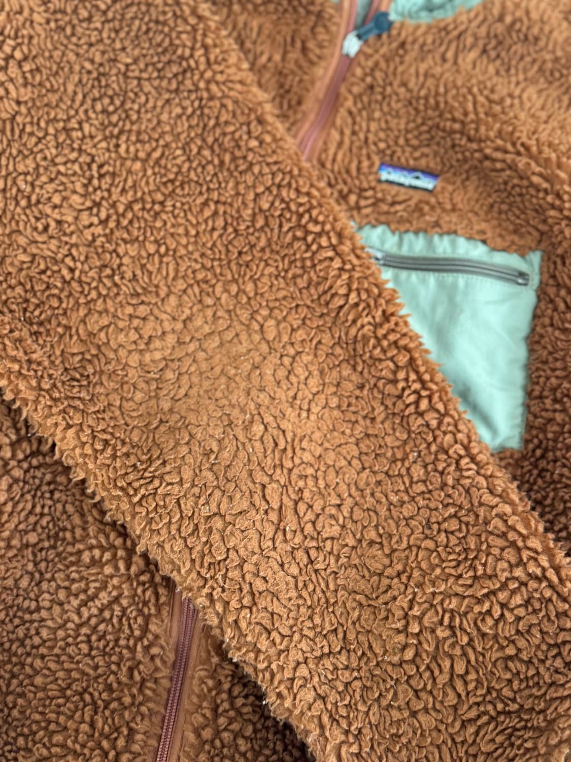 파타고니아 patagonia 딥파일 카키 브라운컬러 L 상품이미지2