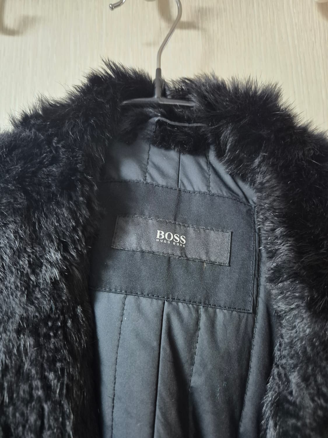 휴고보스 리얼래빗 퍼코트 누빔패딩 코트 점퍼 54 남성 상품이미지4