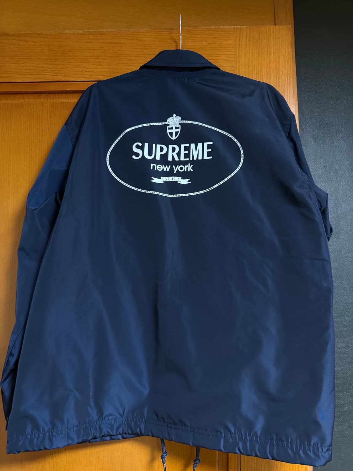 슈프림 크레스트 코치 자켓 상품이미지2