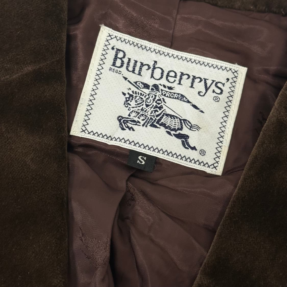 버버리 벨벳 자켓 상품이미지6