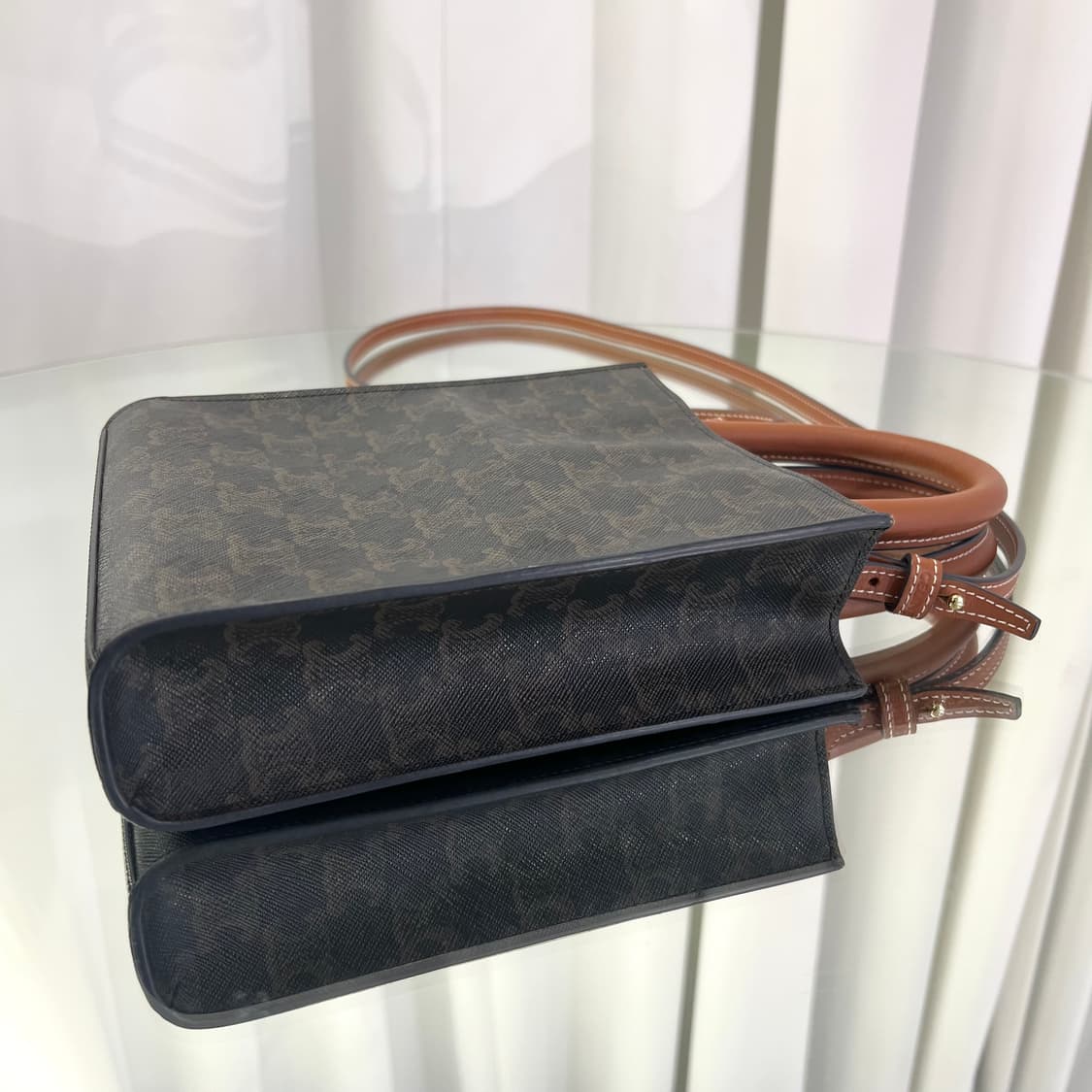 셀린느 카바스백 미니 상품이미지5