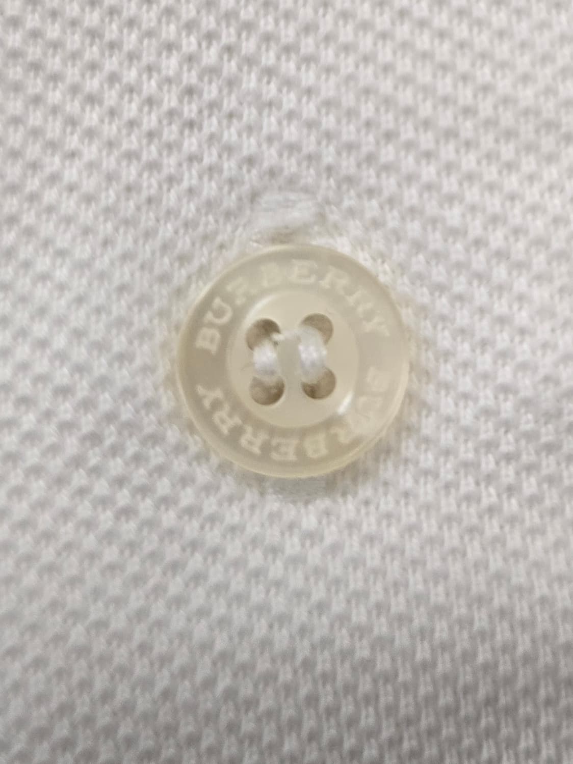 버버리 런던 슬림핏 체크칼라 롱슬리브 카라티.  싸이즈 95.  정품
 상품이미지5