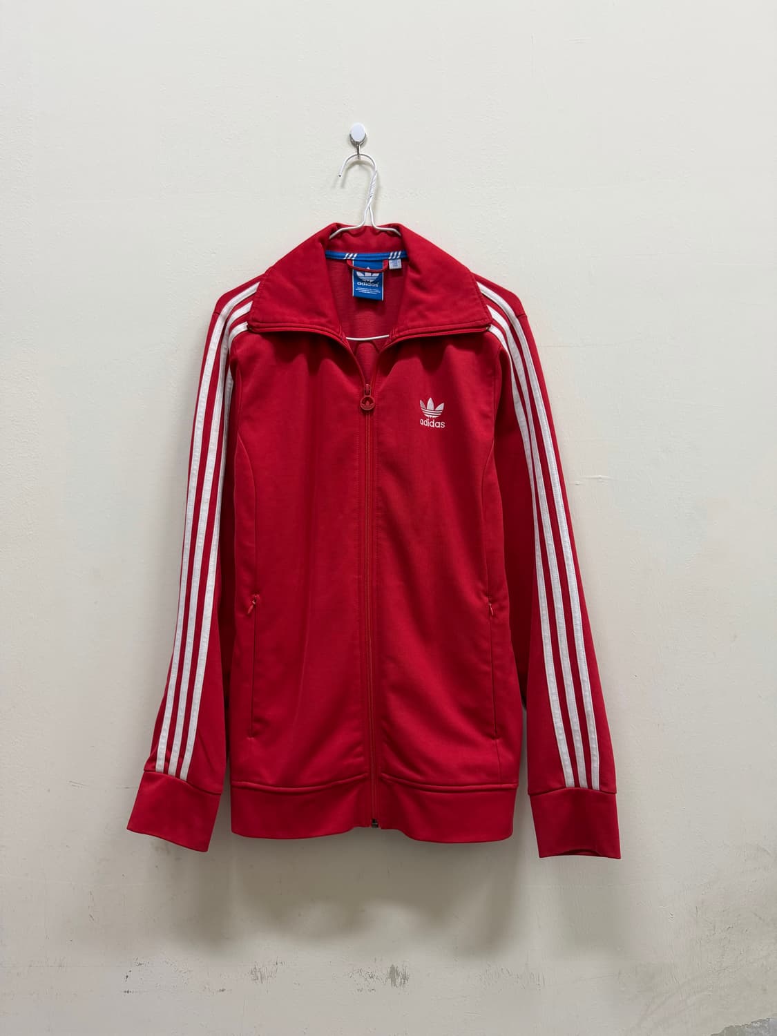 아디다스 유로파 레드 트랙탑 져지 상품이미지1