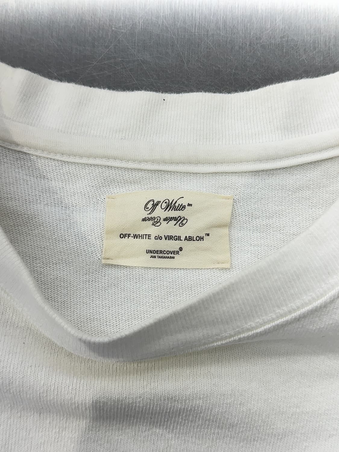 언더커버 x 오프화이트 19aw 애플 하프 티셔츠 상품이미지7