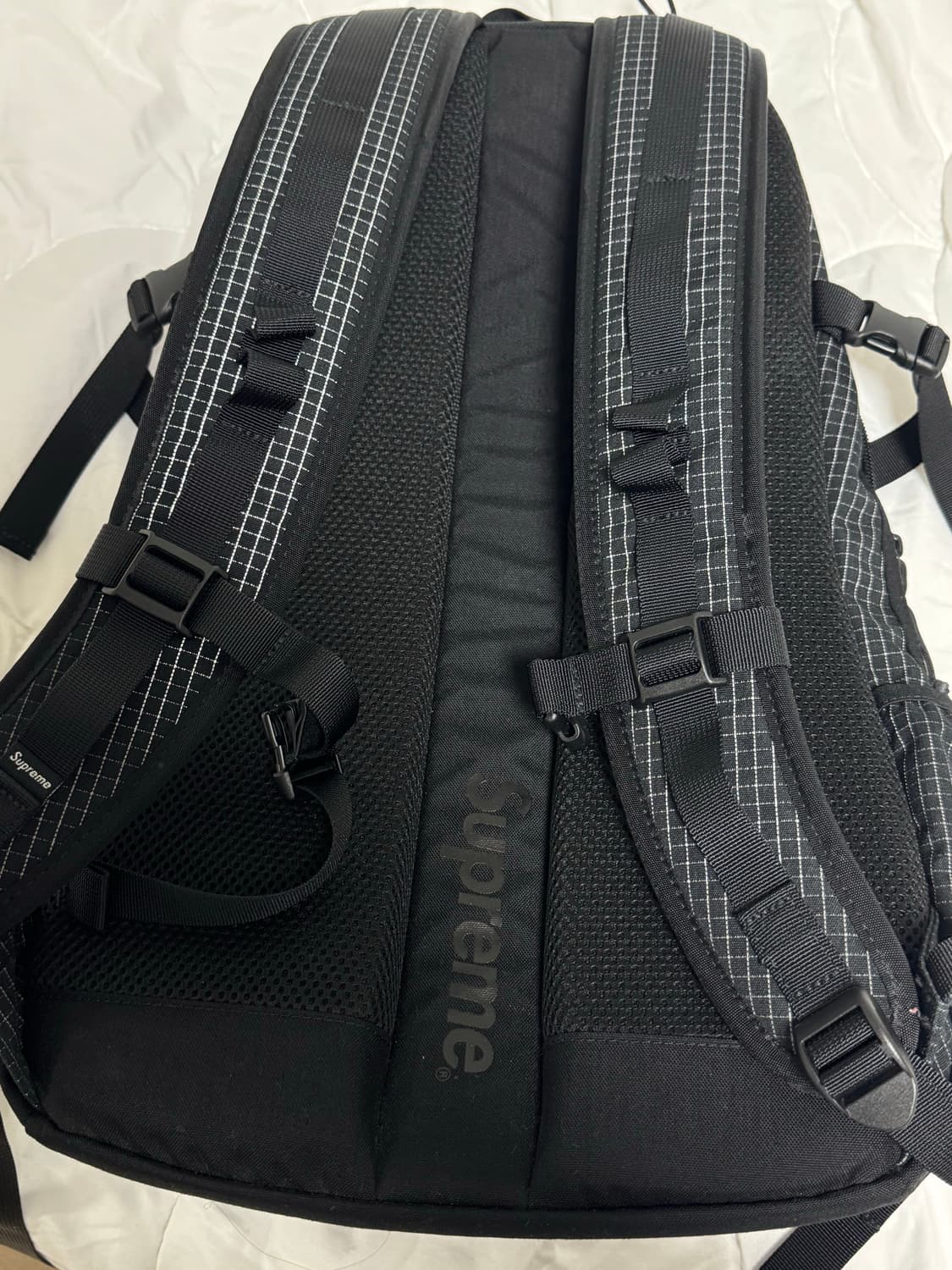 슈프림 24SS 백팩 상품이미지3