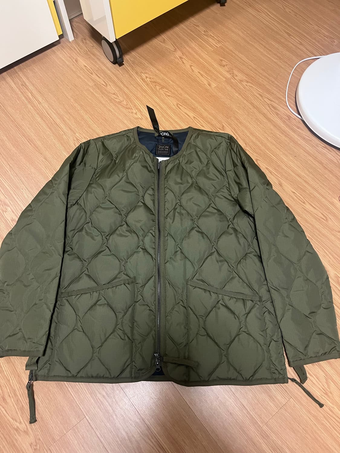 타이온 경량패딩 (내피) XL사이즈 상품이미지1